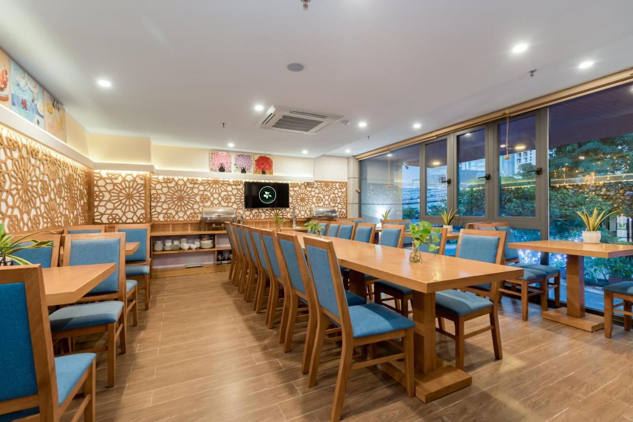 Smeraldo Hotel & Apartment Da Nang Exterior photo